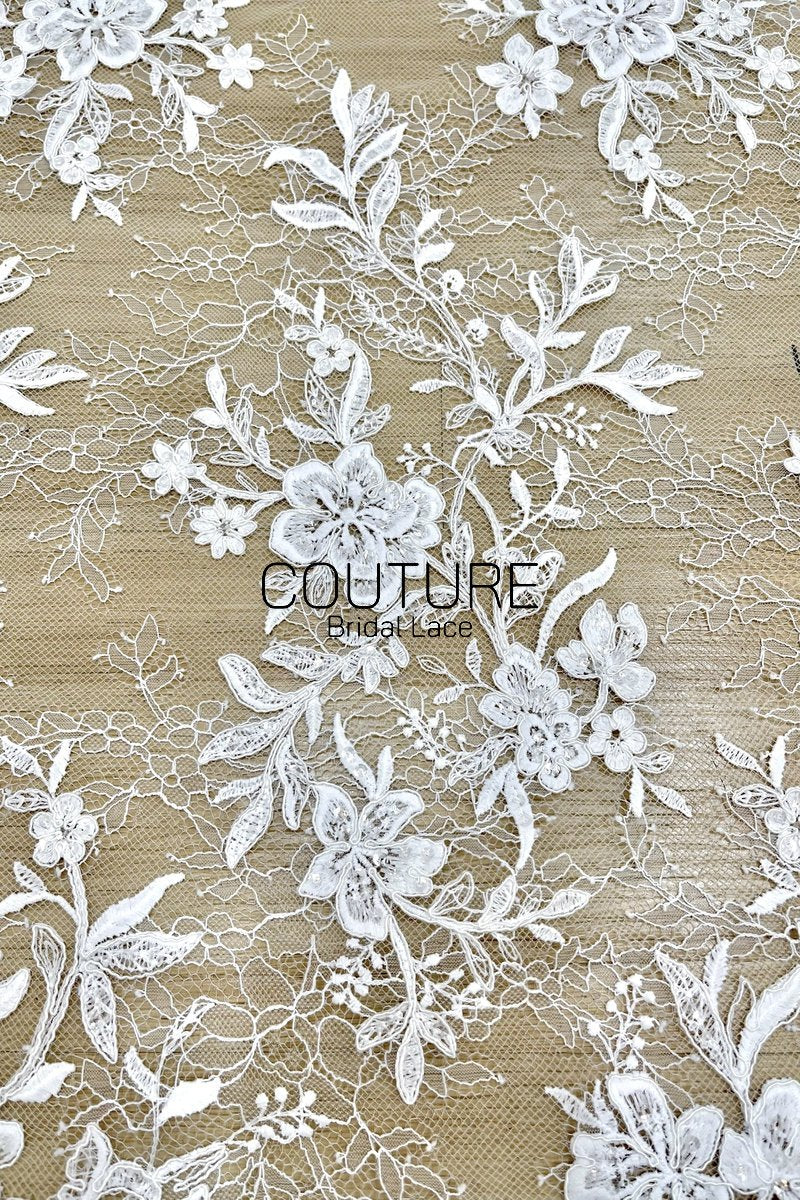 Floral Lace: Dense Allover Floral with Scalloped Border, 3 Meters