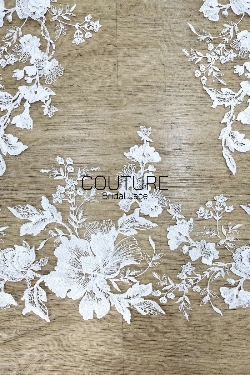 Floral Lace: Dense Allover Floral with Scalloped Border, 3 Meters