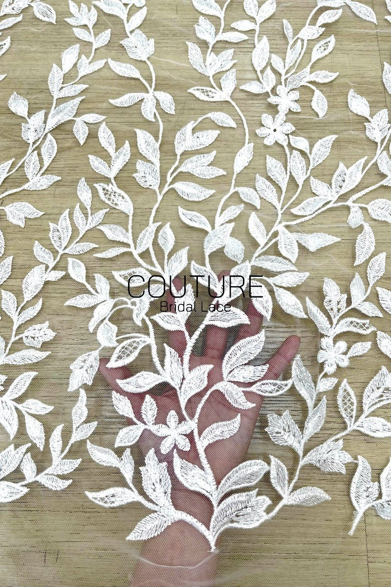 Floral Lace: Ornate Floral Vine with Scalloped Border, 3 Meters