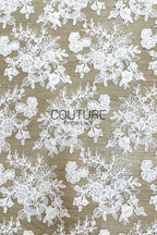 Floral Lace: White Embroidered Large Blooms with Scalloped Floral Edge Border, 1 Meter
