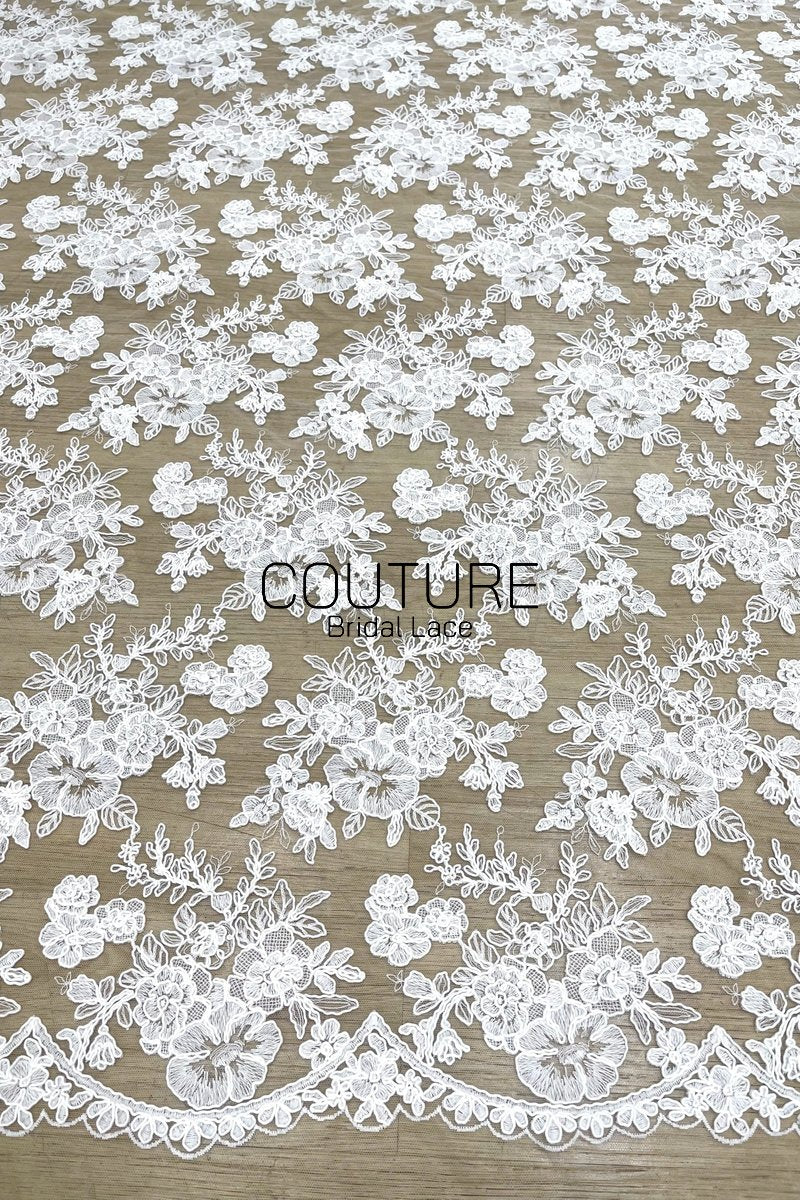 Floral Lace: White Embroidered Large Blooms with Scalloped Floral Edge Border, 1 Meter