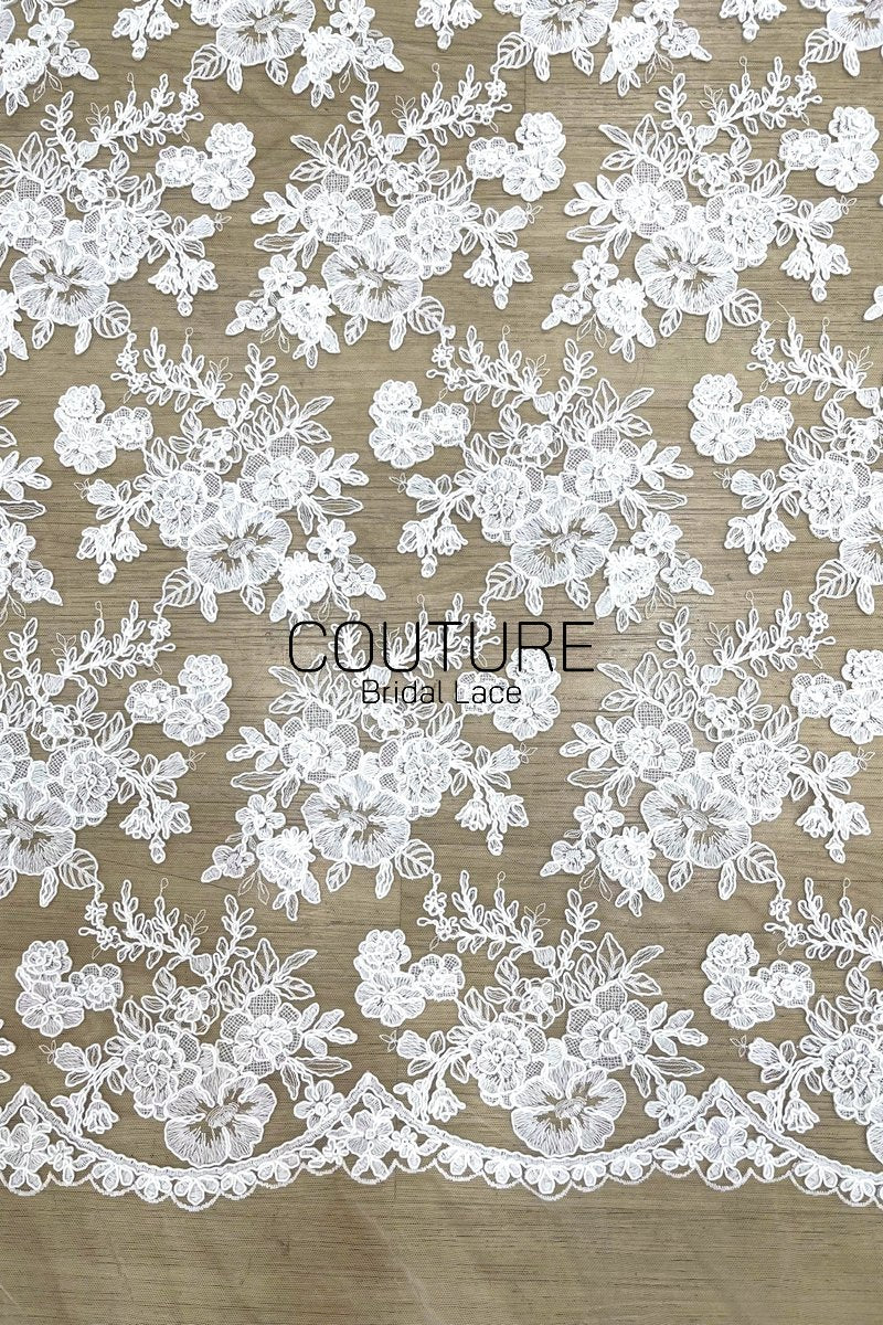 Floral Lace: White Embroidered Large Blooms with Scalloped Floral Edge Border, 1 Meter