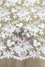 Floral Lace: White Embroidered Large Blooms with Scalloped Floral Edge Border, 1 Meter