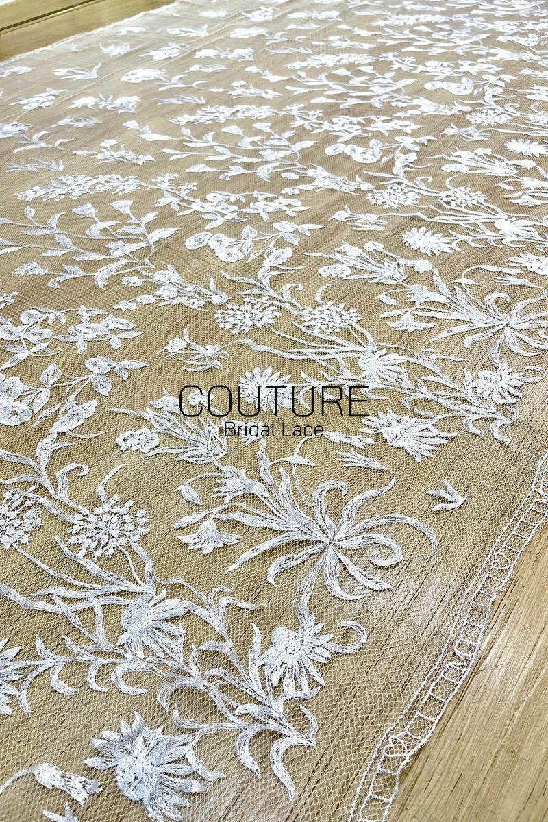 Floral Lace: Ornate Floral Vine with Eyelash Scalloped Border, 3 Meters