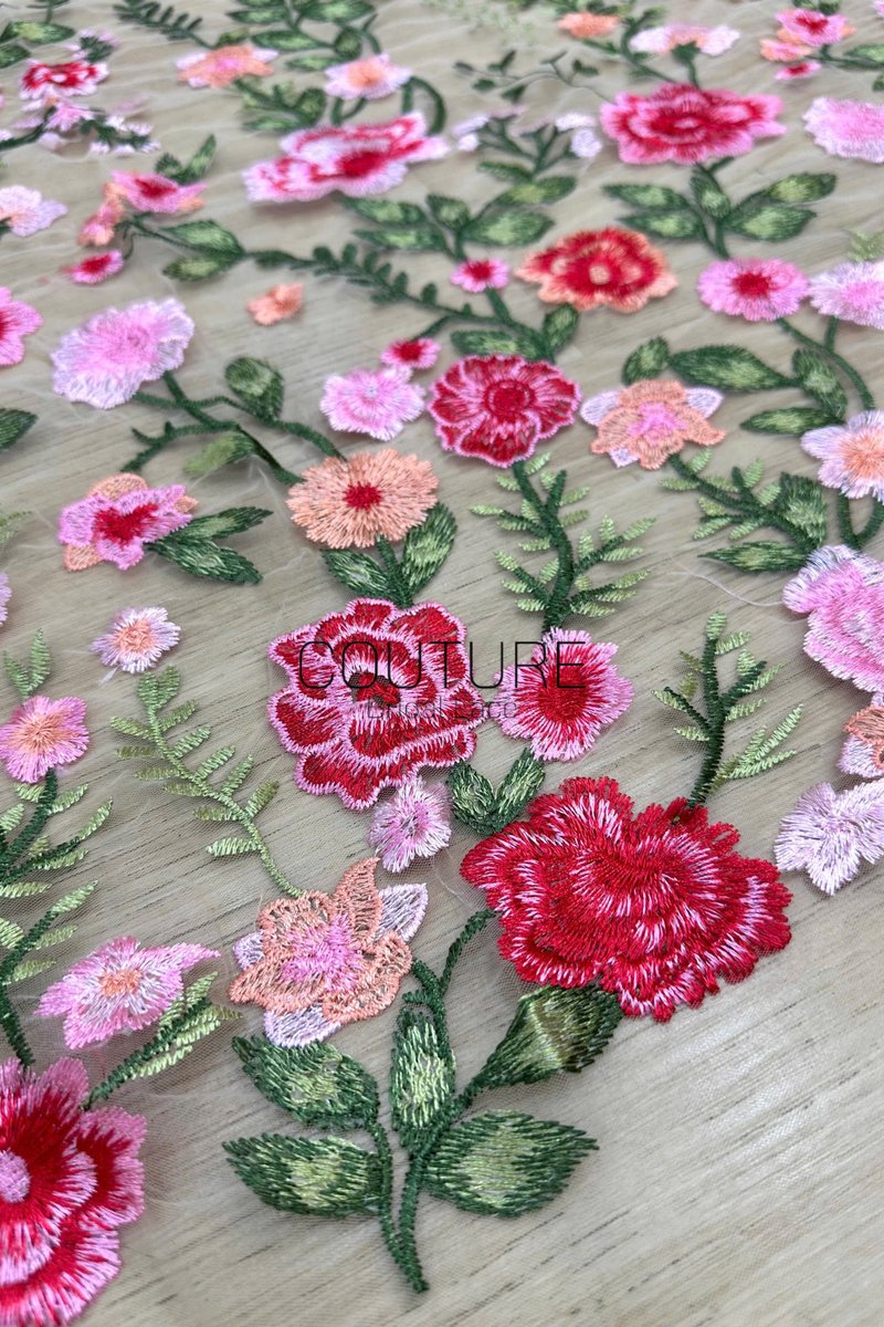 Color Lace: Floral Vine Garden with Graduated Dense Floral Scalloped Border, 1 Meter