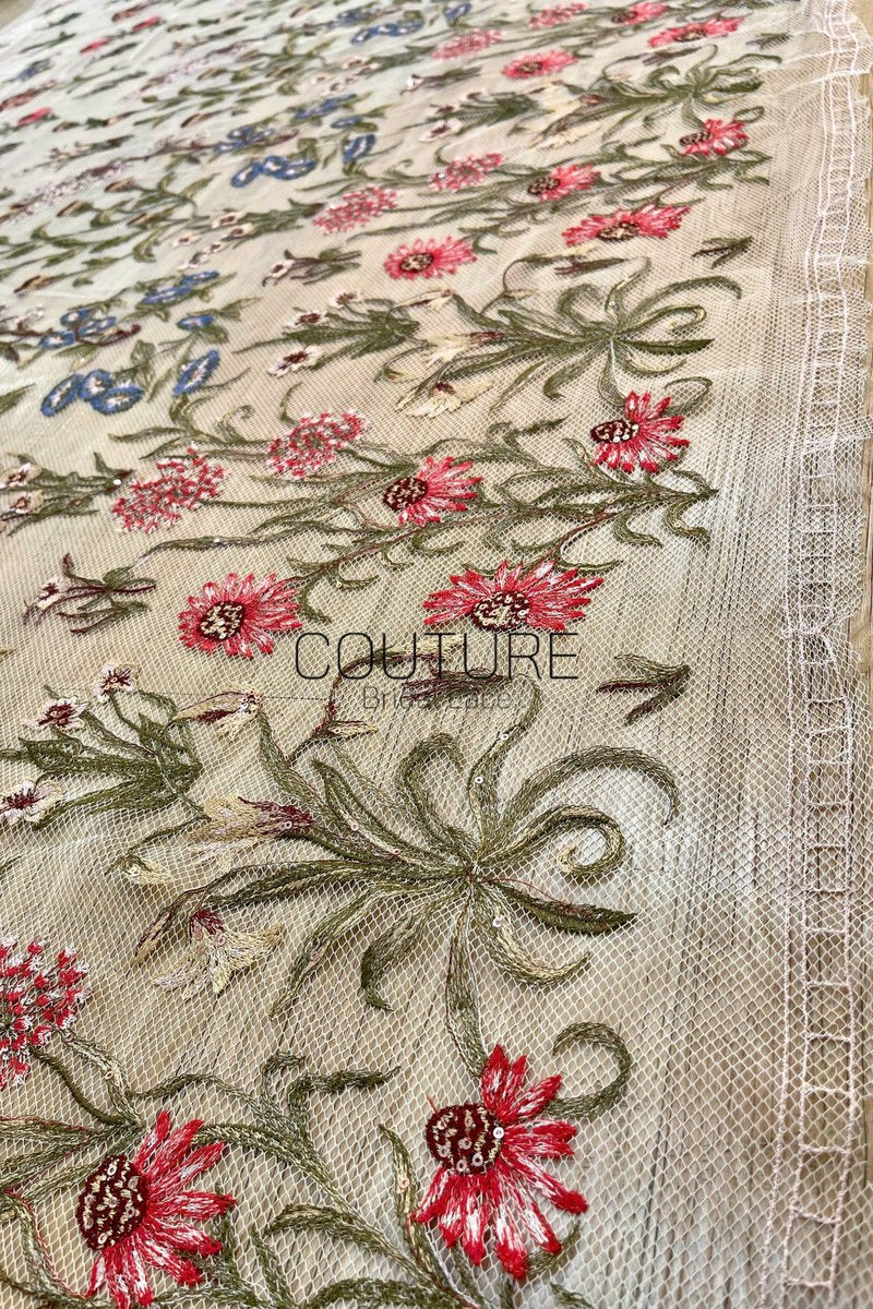 Color Lace: Meadow Wildflower Embroidery with Delicate Scalloped Floral Lace Edge, 1 Meter