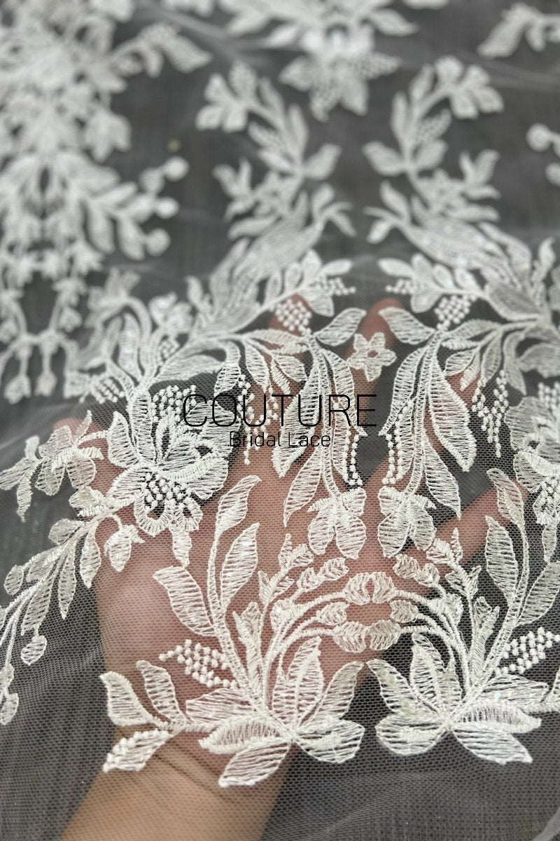 Floral Lace: White Ornate Damask Botanical Bouquets with Elaborate Scalloped Floral Border Edge, 3 Meters