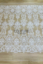 Floral Lace: White Ornate Damask Medallion with Intricate Scrolling Floral Scalloped Edge, 3 Meters
