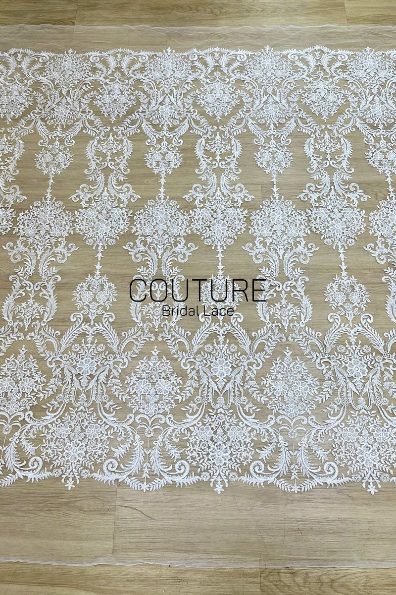 Floral Lace: White Ornate Damask Medallion with Intricate Scrolling Floral Scalloped Edge, 3 Meters