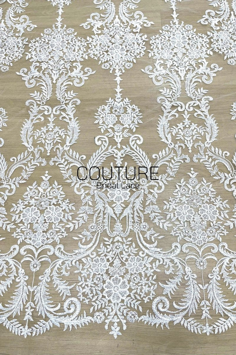 Floral Lace: White Ornate Damask Medallion with Intricate Scrolling Floral Scalloped Edge, 3 Meters