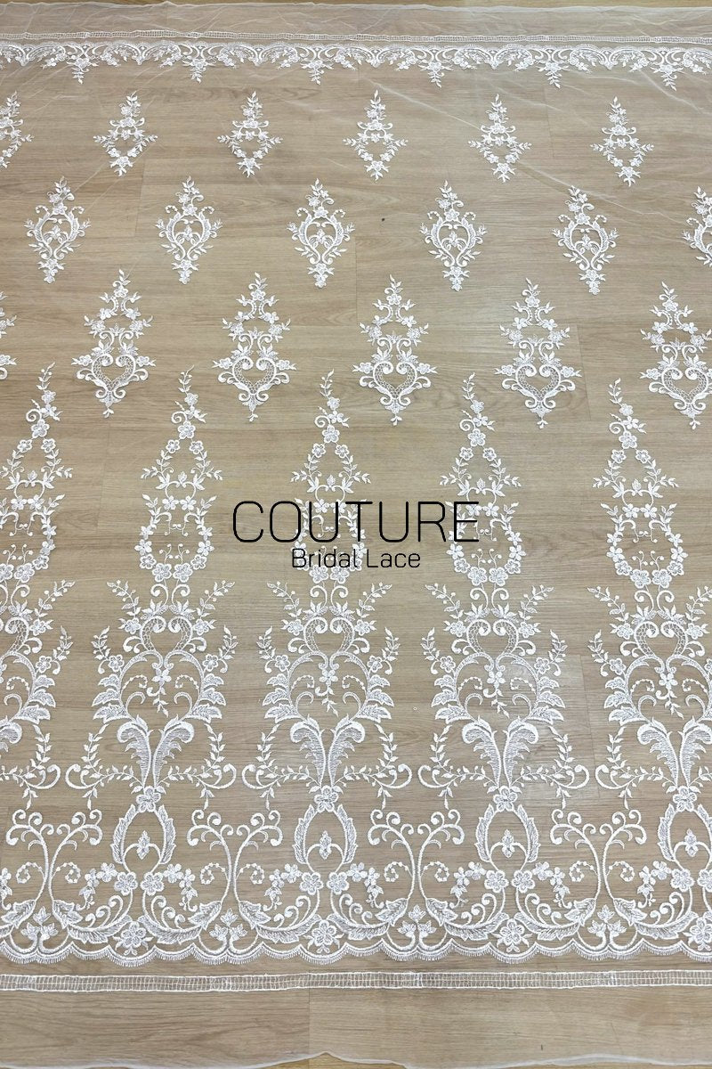 Floral Lace: Ivory Ornate Baroque Scrollwork Vines with Scalloped Floral Edged Border, 3 Meters