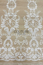 Floral Lace: Ivory Ornate Baroque Scrollwork Vines with Scalloped Floral Edged Border, 3 Meters
