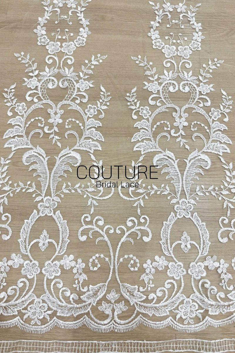 Floral Lace: Ivory Ornate Baroque Scrollwork Vines with Scalloped Floral Edged Border, 3 Meters