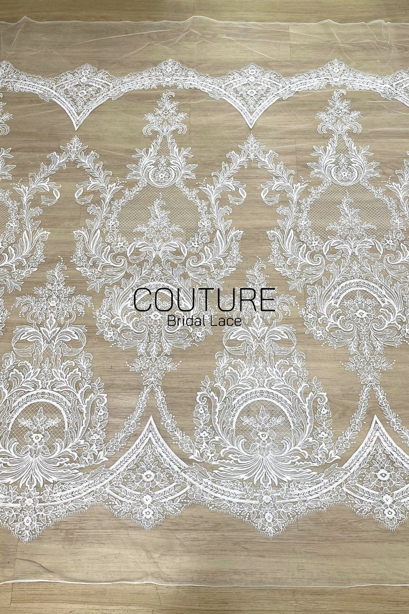 Floral Lace: White Baroque Floral Damask Medallion with Ornate Scalloped Floral Border Edge, 3 Meters
