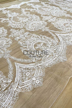 Floral Lace: White Baroque Floral Damask Medallion with Ornate Scalloped Floral Border Edge, 3 Meters