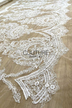 Floral Lace: White Baroque Floral Damask Medallion with Ornate Scalloped Floral Border Edge, 3 Meters