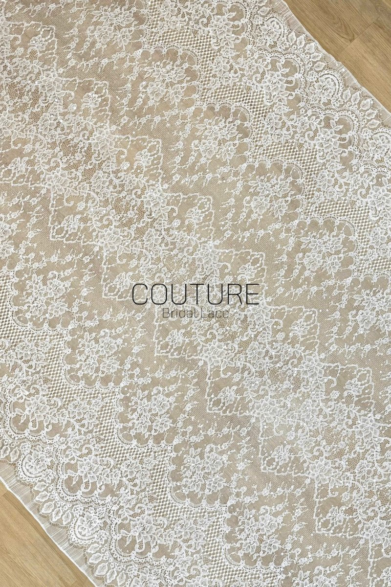 Sequins Chantilly Lace: White Delicate Floral Vine Motifs With Fringed Scalloped Eyelash Border, 3 Meters