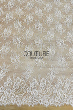 Chantilly Lace: White Scattered Rose Bouquet Clusters with Scrolling Paisley Floral Scalloped Border, 3 Meters