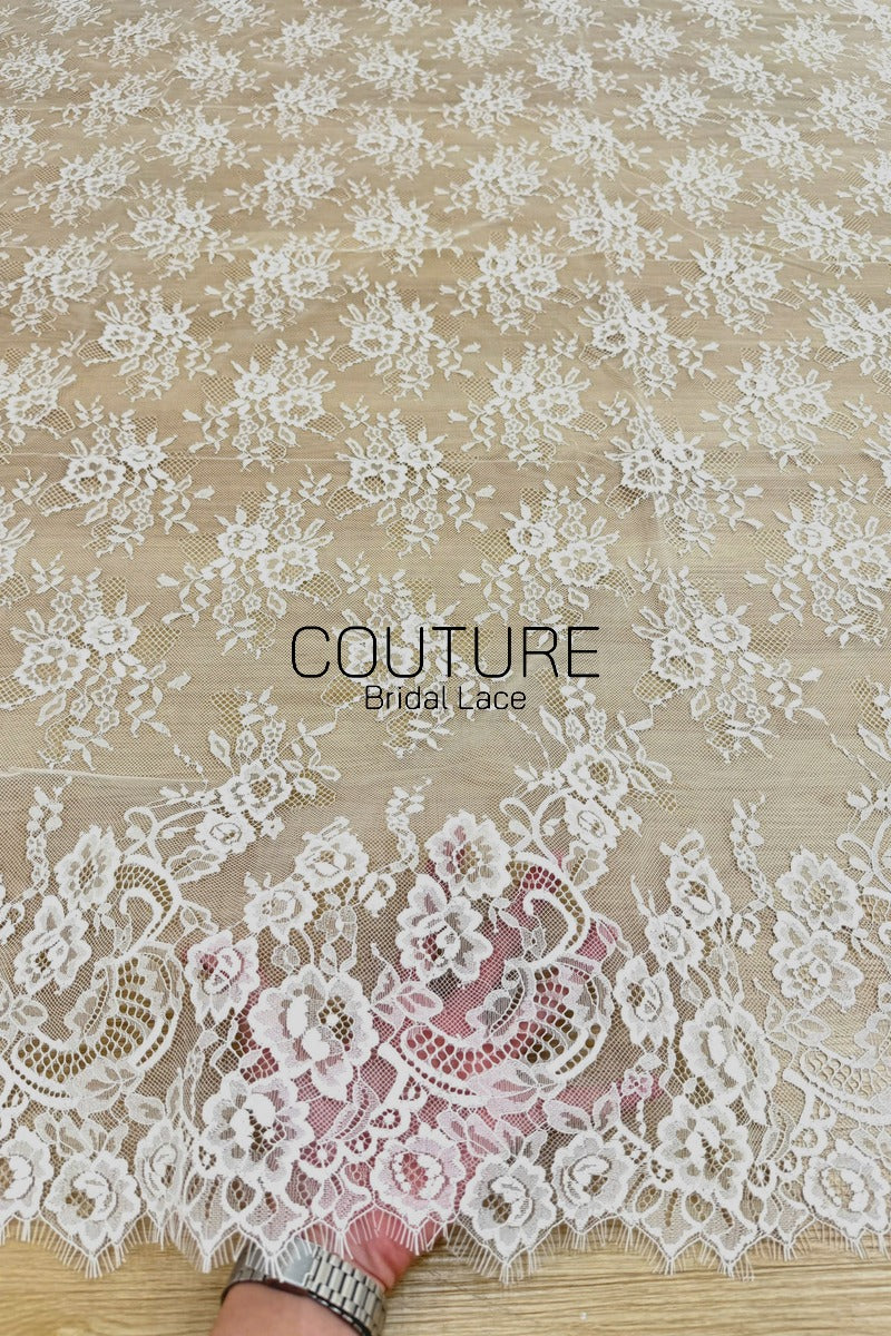 Chantilly Lace: White Scattered Rose Bouquet Clusters with Scrolling Paisley Floral Scalloped Border, 3 Meters