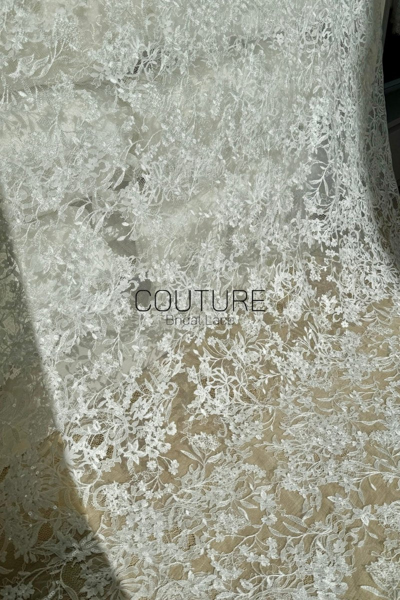 Sequins Chantilly Lace: White Delicate Floral Vine Pattern With Intricate Scalloped Floral Edge, 3 Meters
