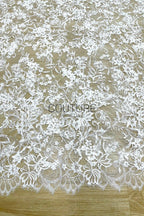 Sequins Chantilly Lace: White Delicate Floral Vine Pattern With Intricate Scalloped Floral Edge, 3 Meters