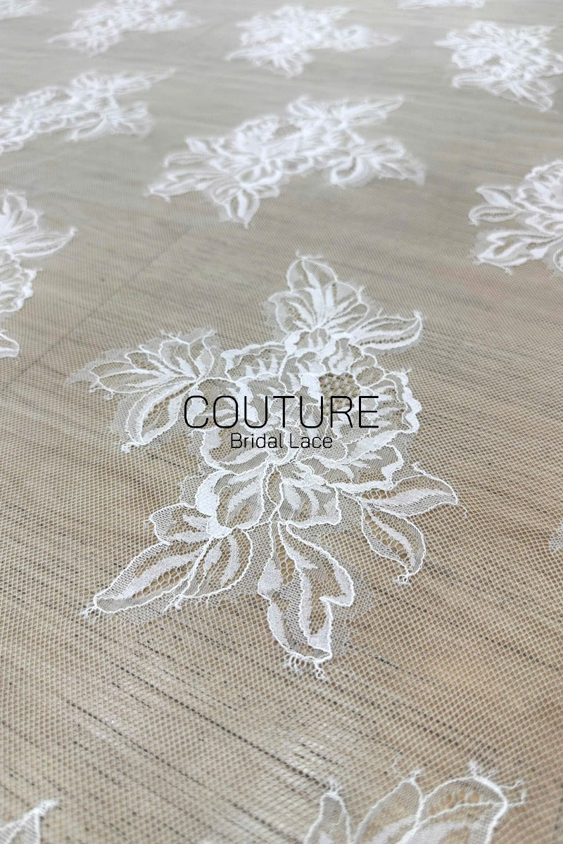Chantilly Lace: White Scattered Peony Bouquets with Double Scalloped Peony Border, 3 Meters