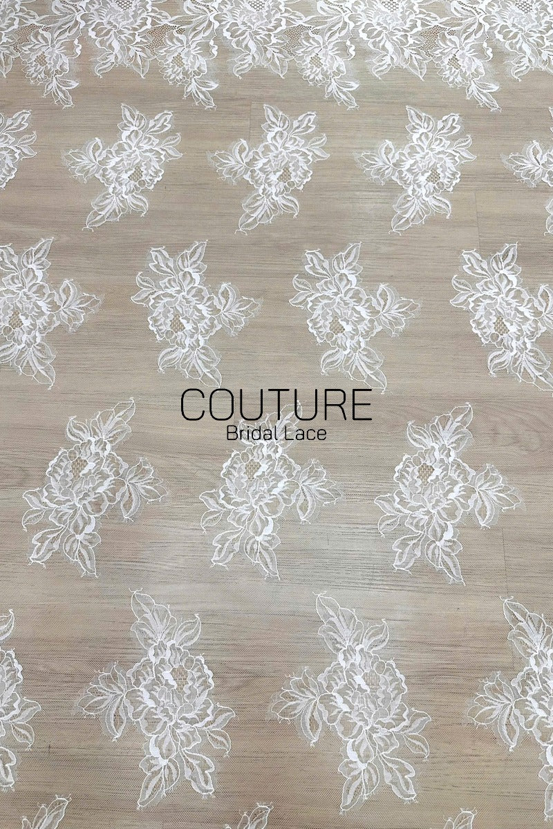 Chantilly Lace: White Scattered Peony Bouquets with Double Scalloped Peony Border, 3 Meters