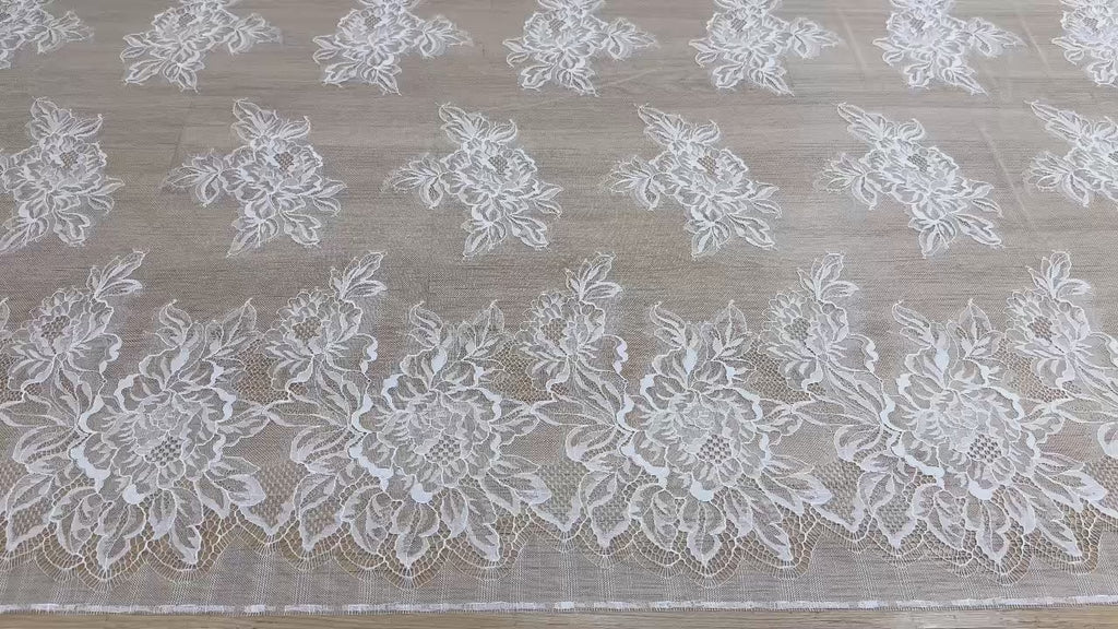 Chantilly Lace: White Scattered Peony Bouquets with Double Scalloped Peony Border, 3 Meters