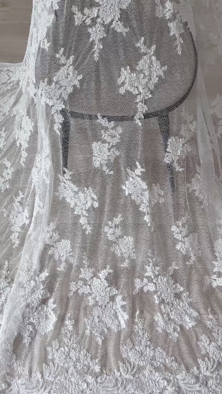 Corded Chantilly French Lace: White Scattered Floral Clusters with Scrolling Volute Scalloped Border, 1 Meter