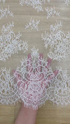 Chantilly Lace: White Scattered Floral Clusters with Trailing Vine Sprigs and Baroque Arch Scalloped Border, 3 Meters