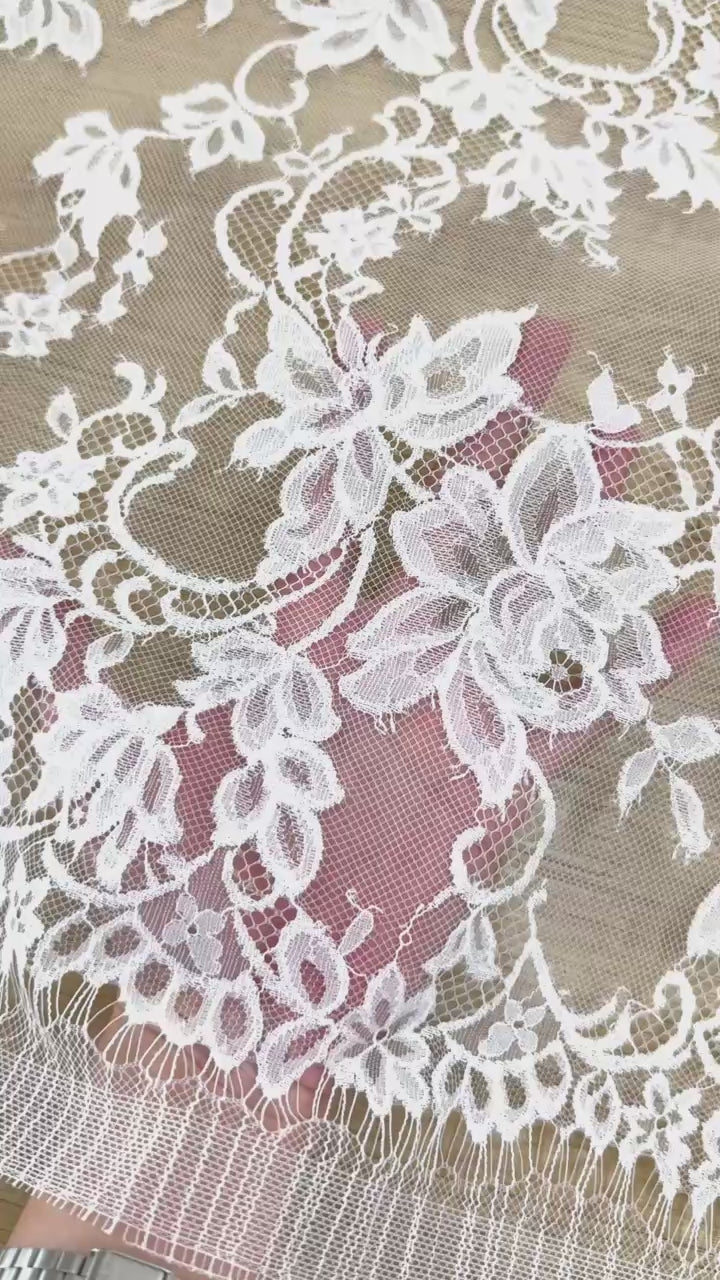 Chantilly Lace: White Large-Scale Scrolling Floral Vine Clusters with Fan Petal Sunflower Border, 3 Meters